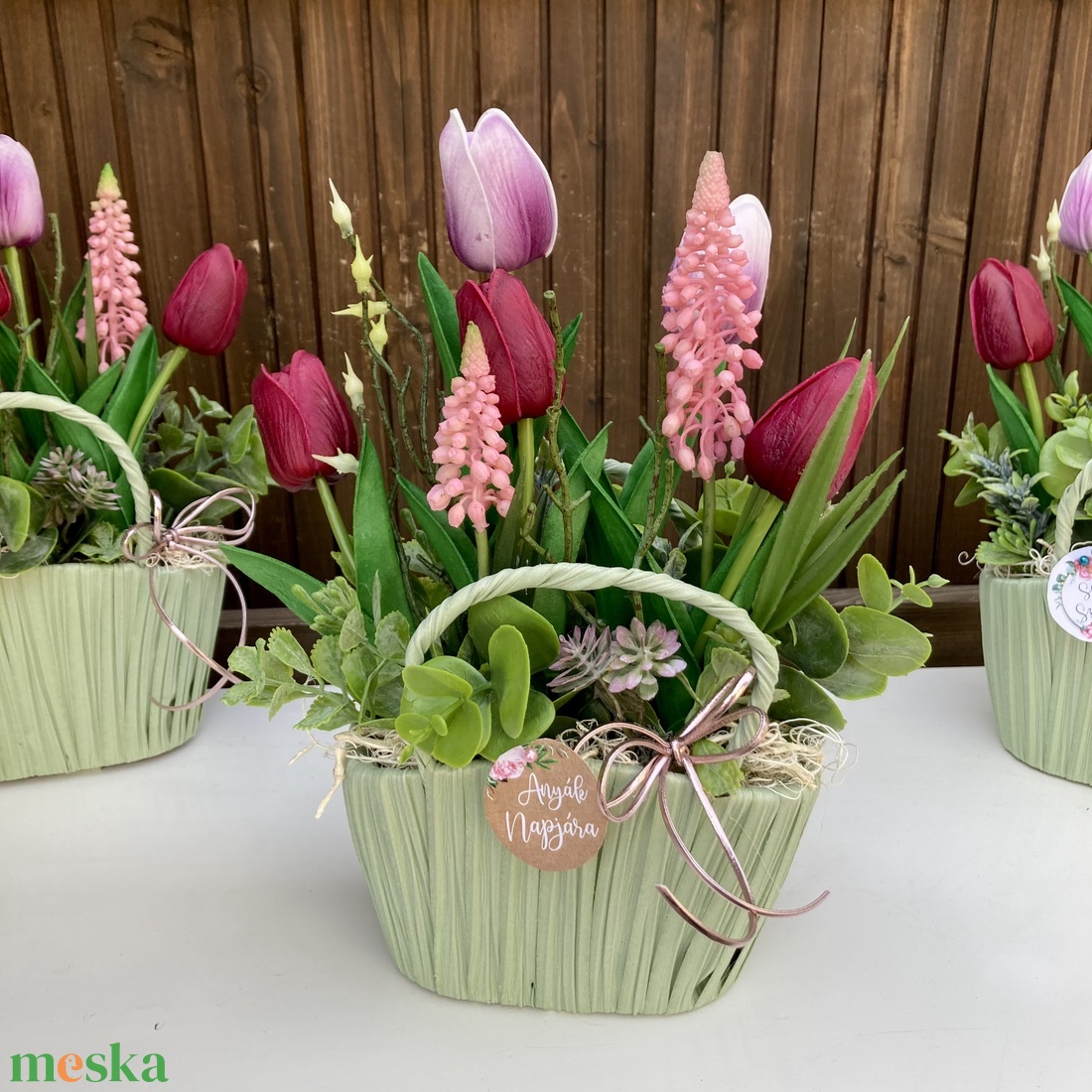 Anyák napi tulipános kosárka - otthon & életmód - virágdekoráció - virágdíszek - virágdísz kaspóban - Meska.hu