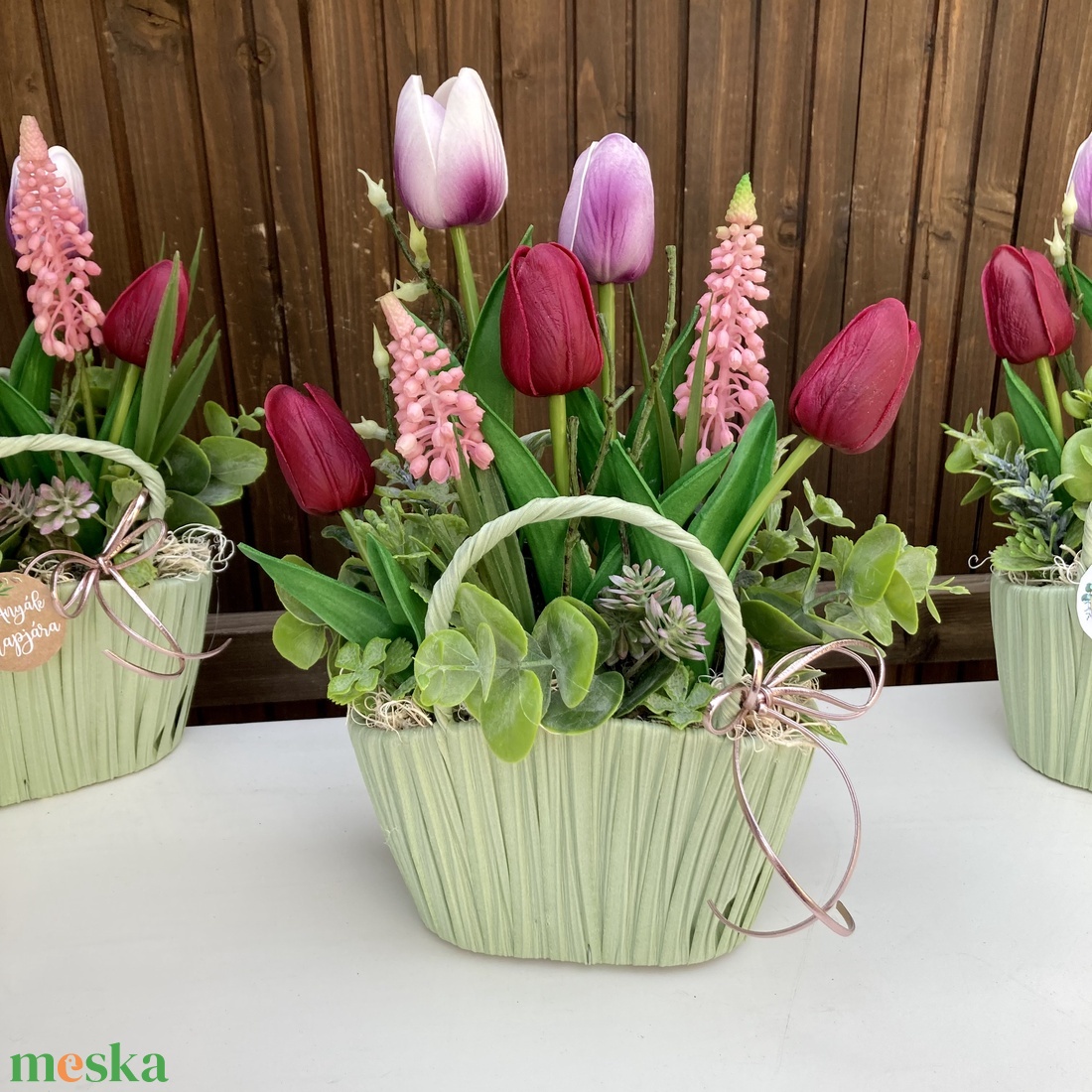 Anyák napi tulipános kosárka - otthon & életmód - virágdekoráció - virágdíszek - virágdísz kaspóban - Meska.hu