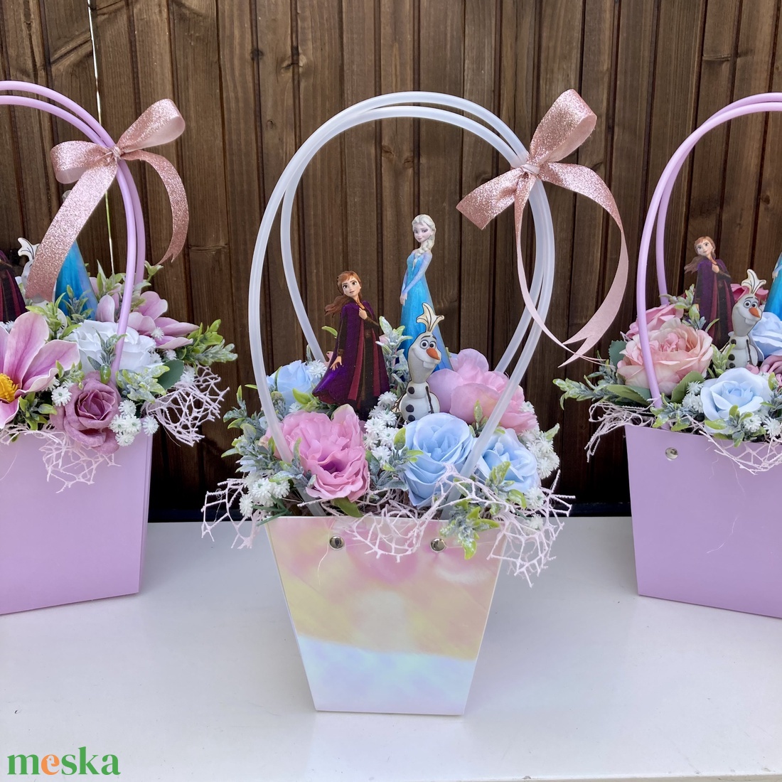  Jégvar�zs  ballagó virágtáska - otthon & életmód - virágdekoráció - virágok - virágcsokor - Meska.hu