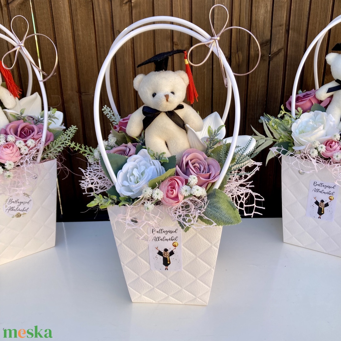 Ballagási virágtáska - otthon & életmód - virágdekoráció - virágok - virágcsokor - Meska.hu