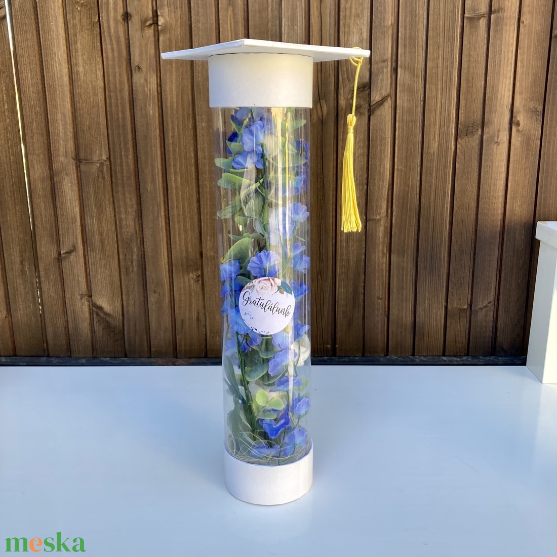 Ballagási virágbox fiúknak - otthon & életmód - virágdekoráció - virágok - virágcsokor - Meska.hu