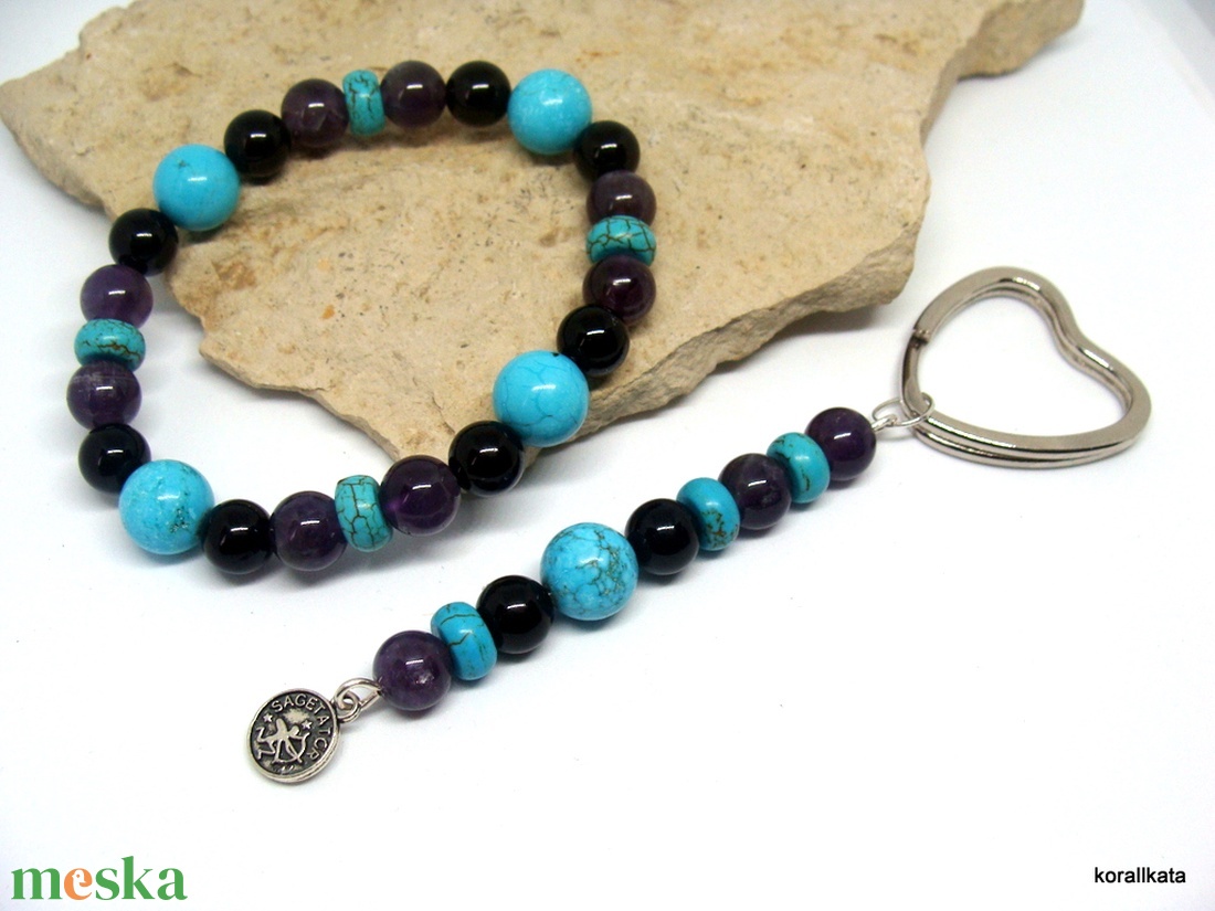 Ásvány karkötő nyilas jegyű hölgyeknek+ horoszkópos kulcstartó amazonit, tigrisszem, achát - ékszer - karkötő - gyöngyös karkötő - Meska.hu