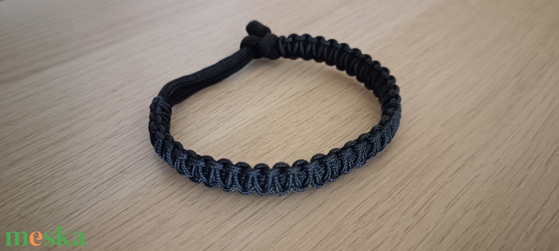 Paracord karkötő - ékszer - karkötő - fonott karkötő - Meska.hu