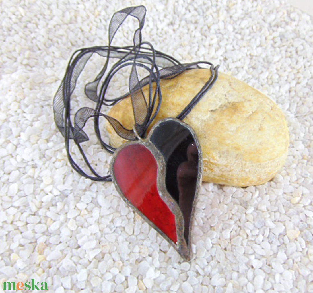 Üveg medál csatos, színes zsinórral - M0004.23 - ékszer - nyaklánc - medálos nyaklánc - Meska.hu