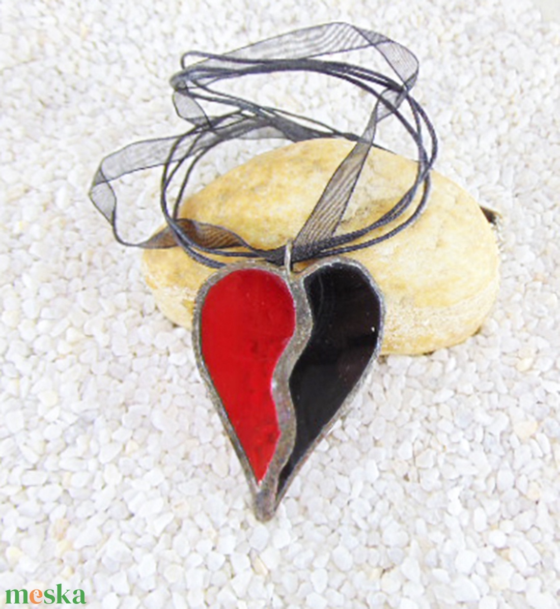 Üveg medál csatos, színes zsinórral - M0004.23 - ékszer - nyaklánc - medálos nyaklánc - Meska.hu