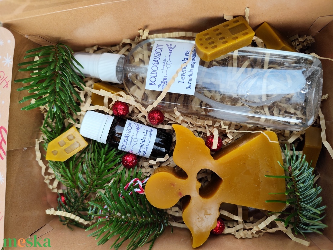 Karácsonyi ajándék csomag - levendula, mhviasz.  - karácsony - karácsonyi ajándékozás - karácsonyi ajándékcsomagolás - Meska.hu