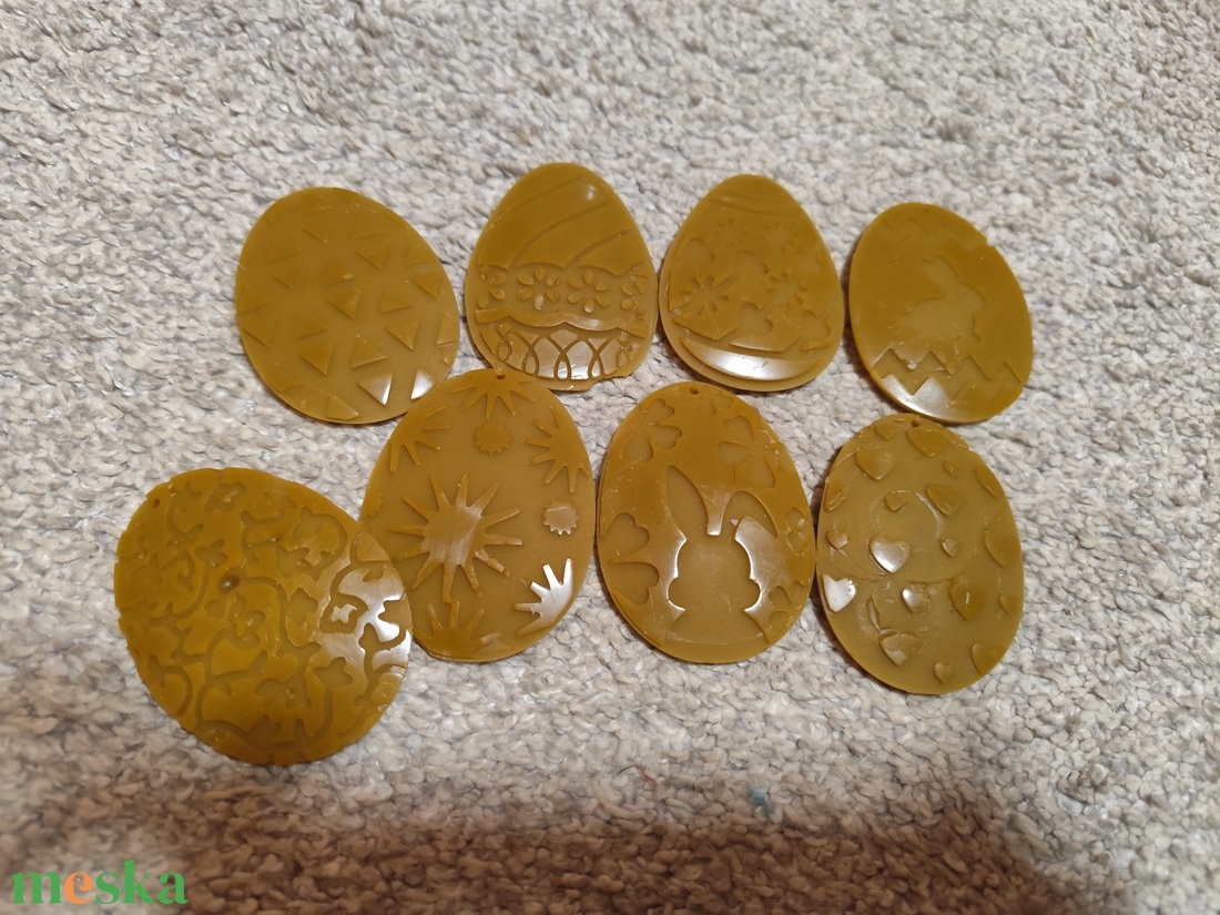 Húsvéti függő dísz ,tojás alakú dísz.  - otthon & életmód - gyertya, illat, aroma - gyertya - Meska.hu