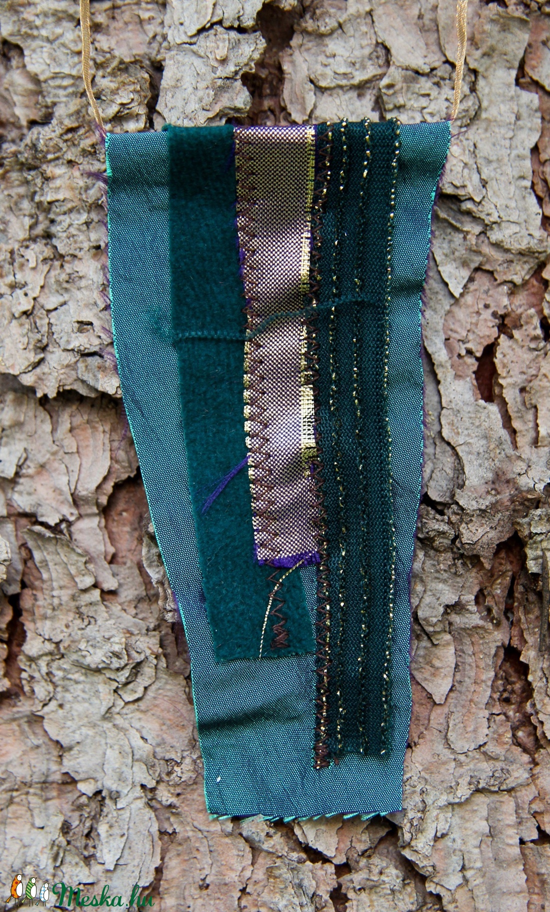 Textil nyaklánc-medál - zöld-türkiz - ékszer - nyaklánc - medálos nyaklánc - Meska.hu Textil nyaklánc-medál - zöld-türkiz - ékszer - nyaklánc - medálos nyaklánc - Meska.hu