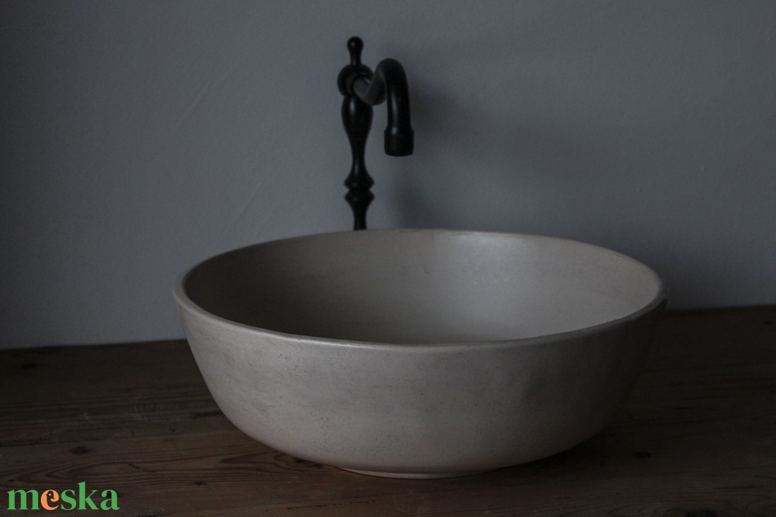 Rusztikus csont színű mosdótál - otthon & életmód - fürdőszoba - mosdótál - Meska.hu