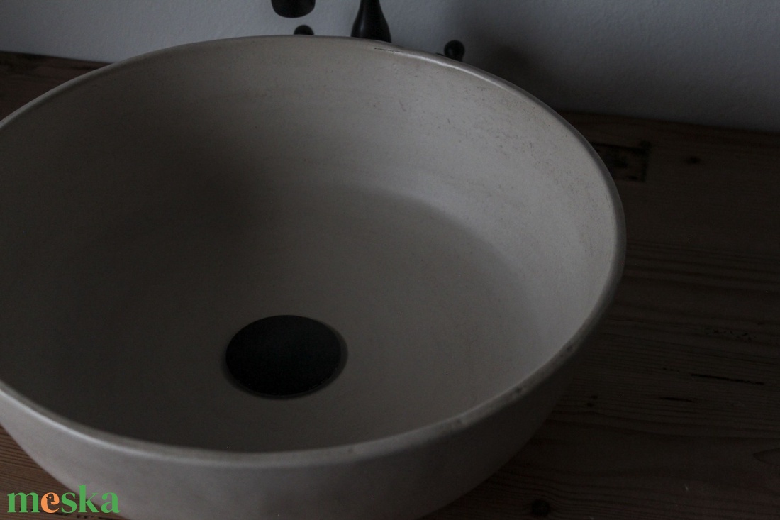 Rusztikus csont színű mosdótál - otthon & életmód - fürdőszoba - mosdótál - Meska.hu