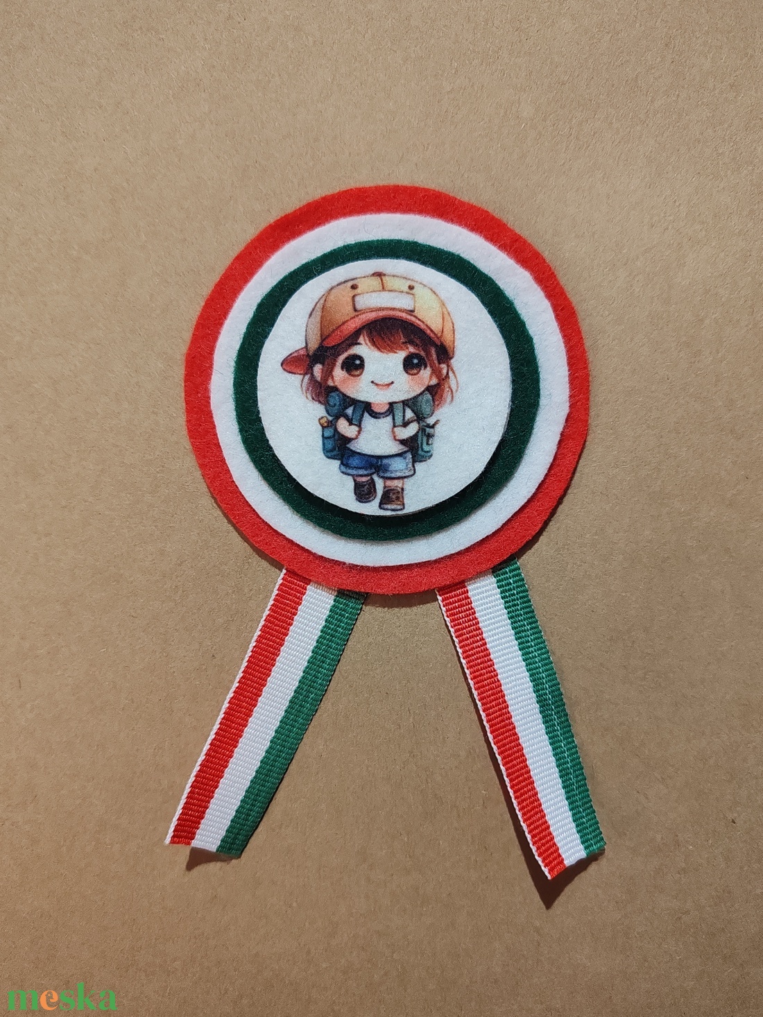 Kisfiús kokárda 1. - ékszer - kitűző és bross - Meska.hu