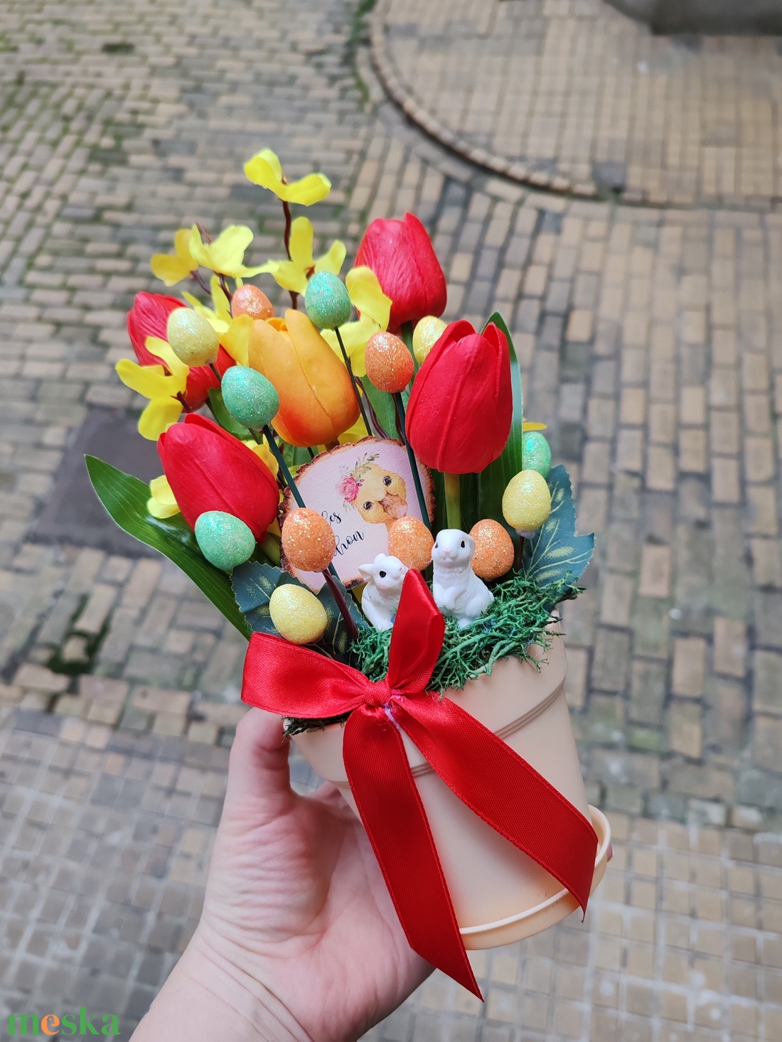 Nyuszis tulipános húsvéti asztaldísz - ünnepi díszek, dekorációk - húsvéti díszek és dekorációk - húsvéti asztaldíszek - Meska.hu