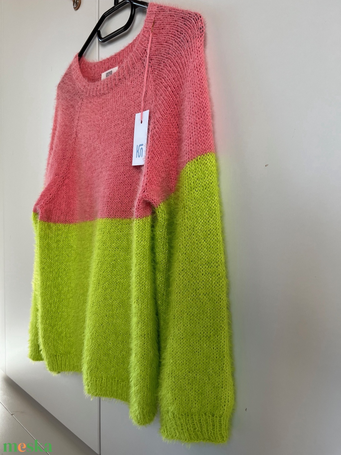 FLUFFY TOUCH - kézzel kötött pamut pulcsi - ruha & divat - női ruha - pulóver - Meska.hu