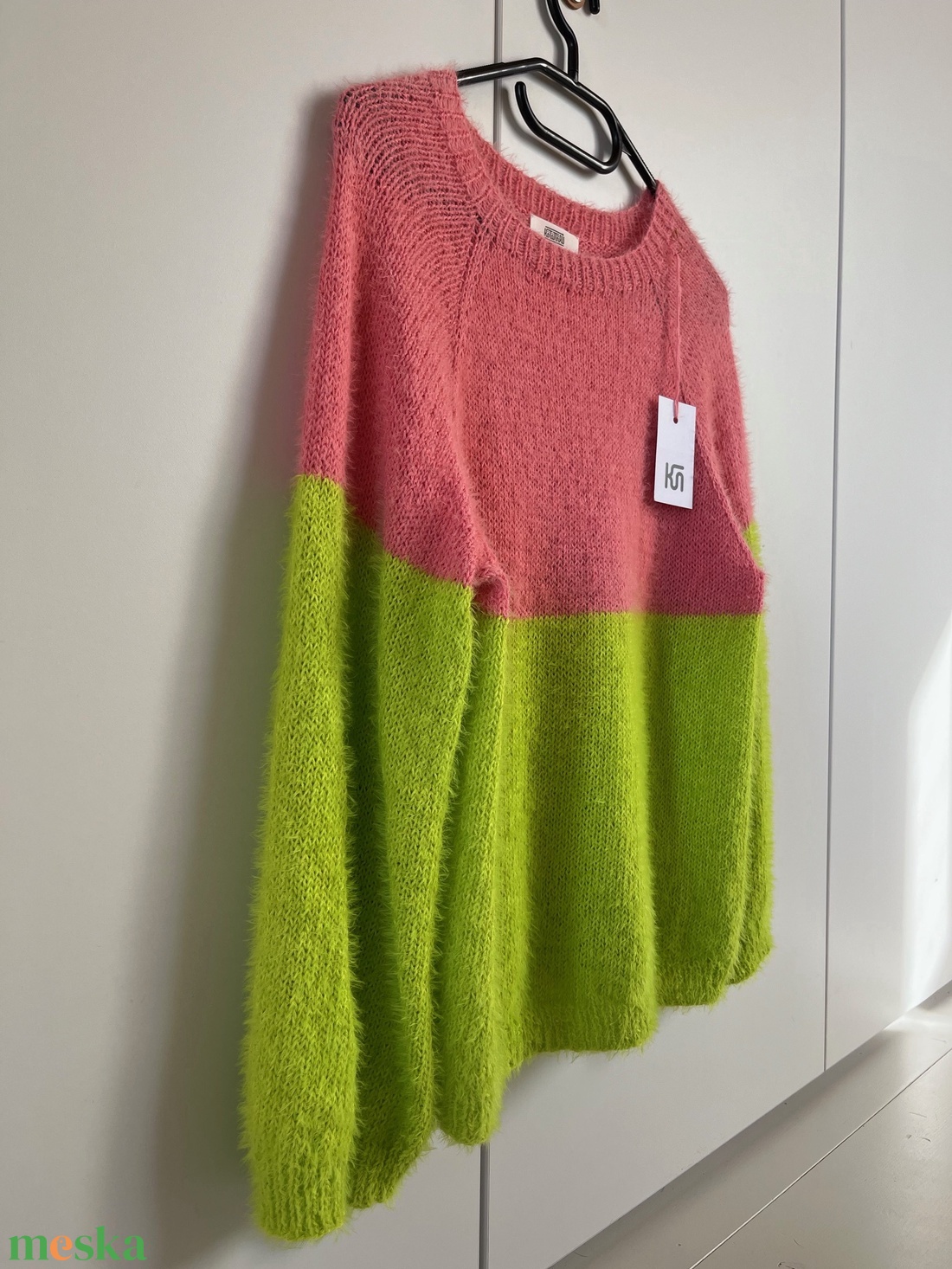 FLUFFY TOUCH - kézzel kötött pamut pulcsi - ruha & divat - női ruha - pulóver - Meska.hu