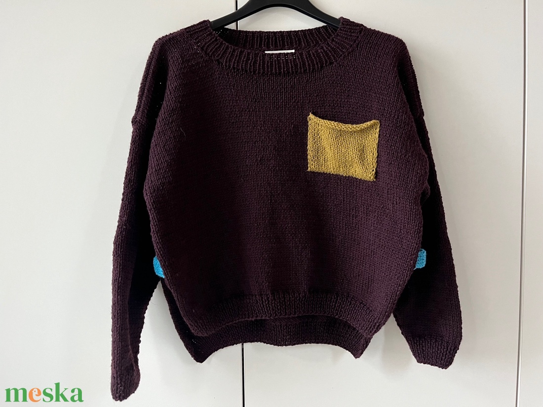 Oldalt Nyitott Gyapjúpulóver - ruha & divat - női ruha - pulóver - Meska.hu