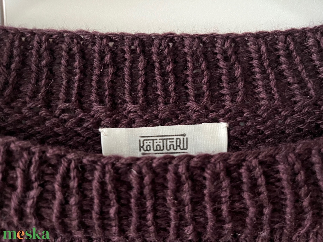 Oldalt Nyitott Gyapjúpulóver - ruha & divat - női ruha - pulóver - Meska.hu