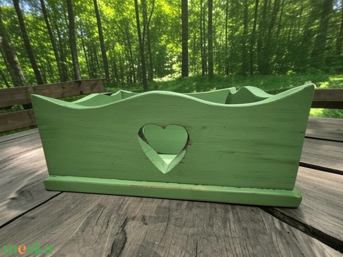 Kenyeres ládika ! - otthon & életmód - konyhafelszerelés, tálalás - konyhai tárolás - kenyértartó - Meska.hu Kenyeres ládika ! - otthon & életmód - konyhafelszerelés, tálalás - konyhai tárolás - kenyértartó - Meska.hu