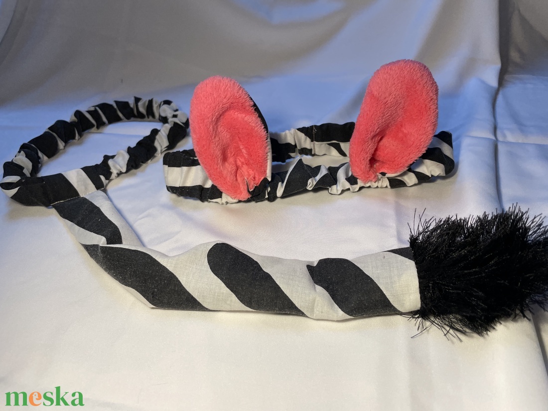 Zebra jelmez kiegészítő - ruha & divat - jelmez & álarc - jelmez - Meska.hu Zebra jelmez kiegészítő - ruha & divat - jelmez & álarc - jelmez - Meska.hu