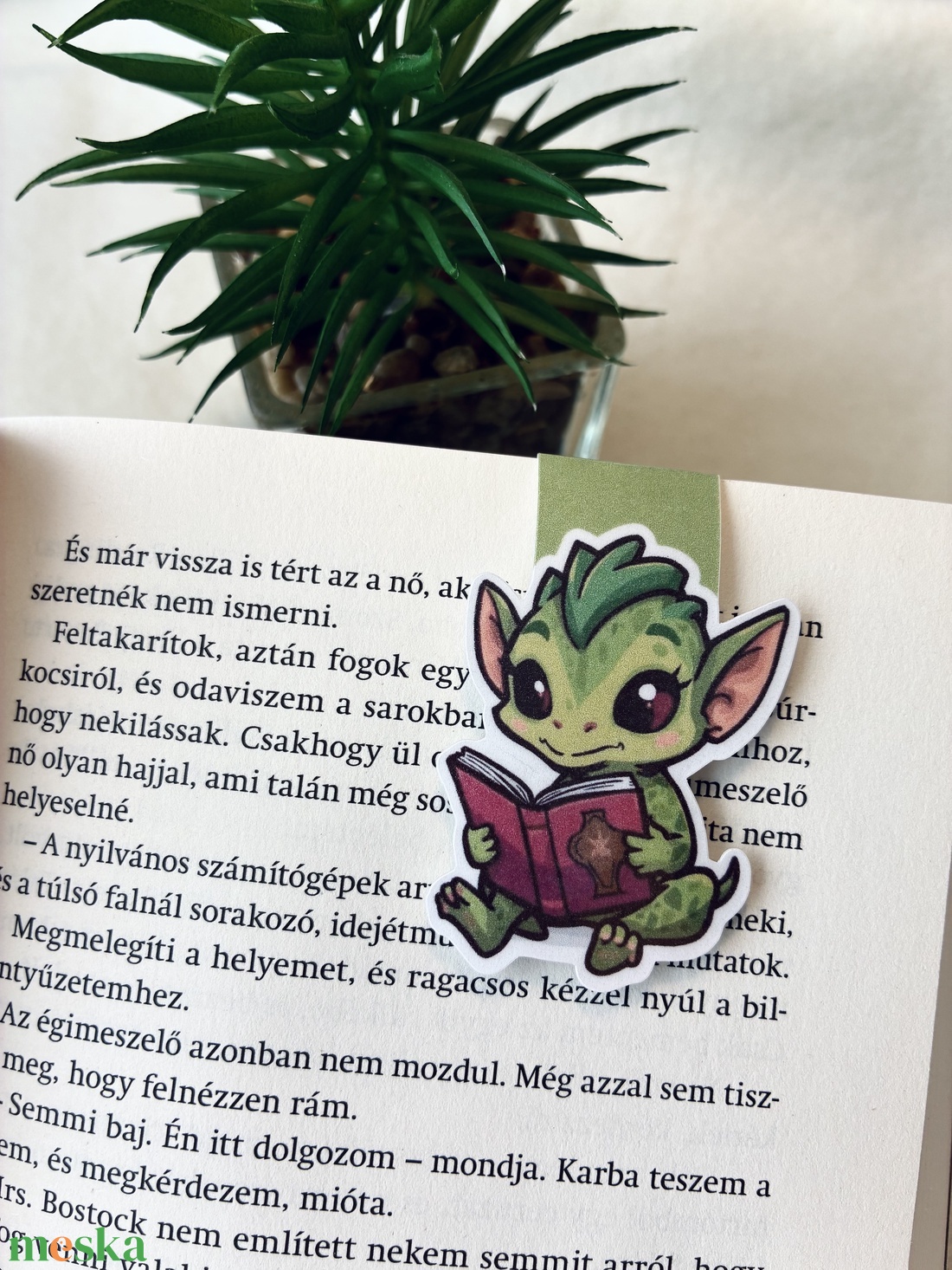 Mágneses könyvjelző Zöld Sárkányos - könyv & zene - könyvjelző - Meska.hu Mágneses könyvjelző Zöld Sárkányos - könyv & zene - könyvjelző - Meska.hu