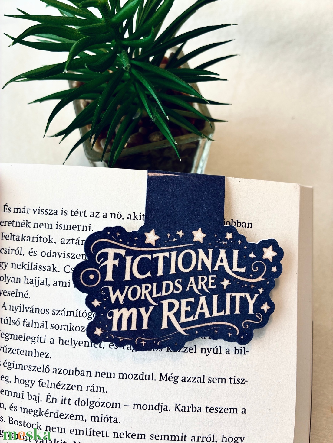 Mágneses könyvjelző Fictional - könyv & zene - könyvjelző - Meska.hu Mágneses könyvjelző Fictional - könyv & zene - könyvjelző - Meska.hu