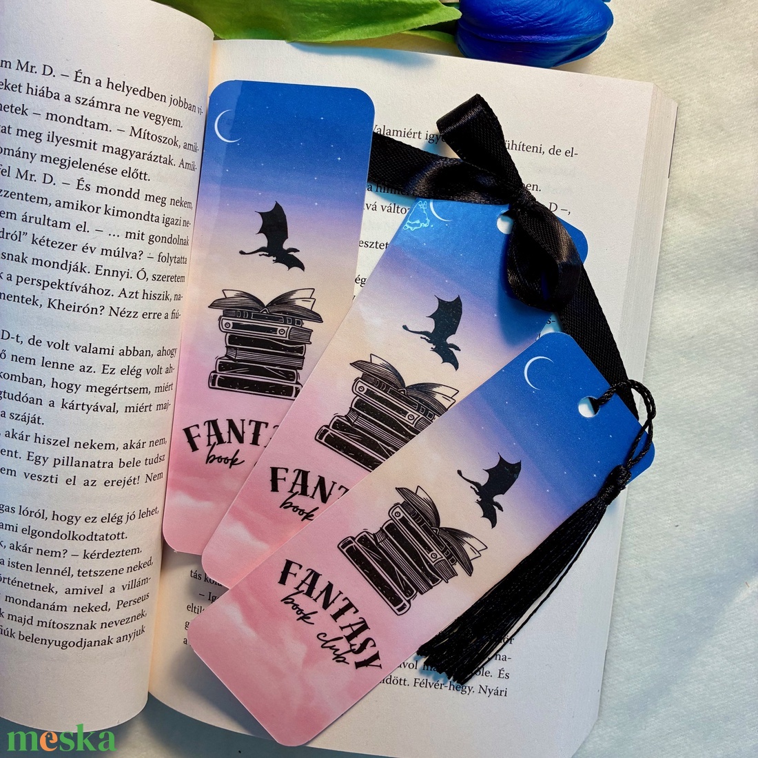 Könyvjelző Fantasy Book Club - könyv & zene - könyvjelző - Meska.hu Könyvjelző Fantasy Book Club - könyv & zene - könyvjelző - Meska.hu