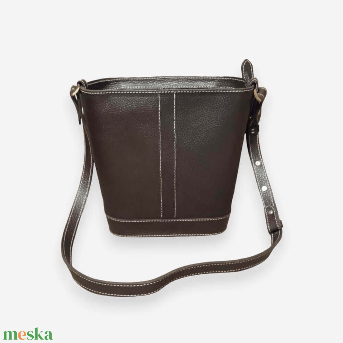 Sötétbarna bőr vödörtáska - táska & tok - kézitáska & válltáska - válltáska - Meska.hu