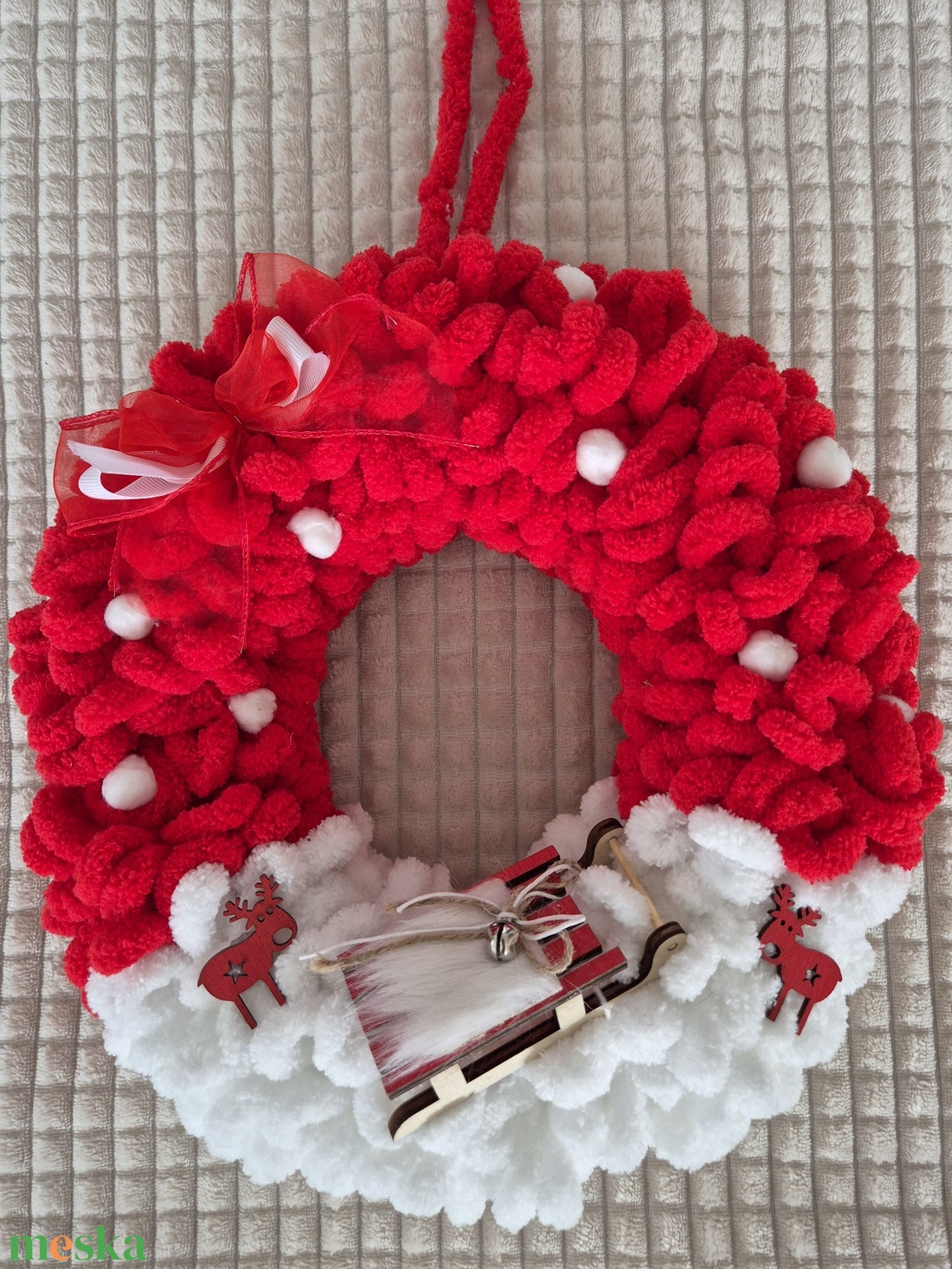 Karácsonyi ajtódísz szánkós piros - karácsony - karácsonyi lakásdekoráció - karácsonyi ajtódíszek - Meska.hu