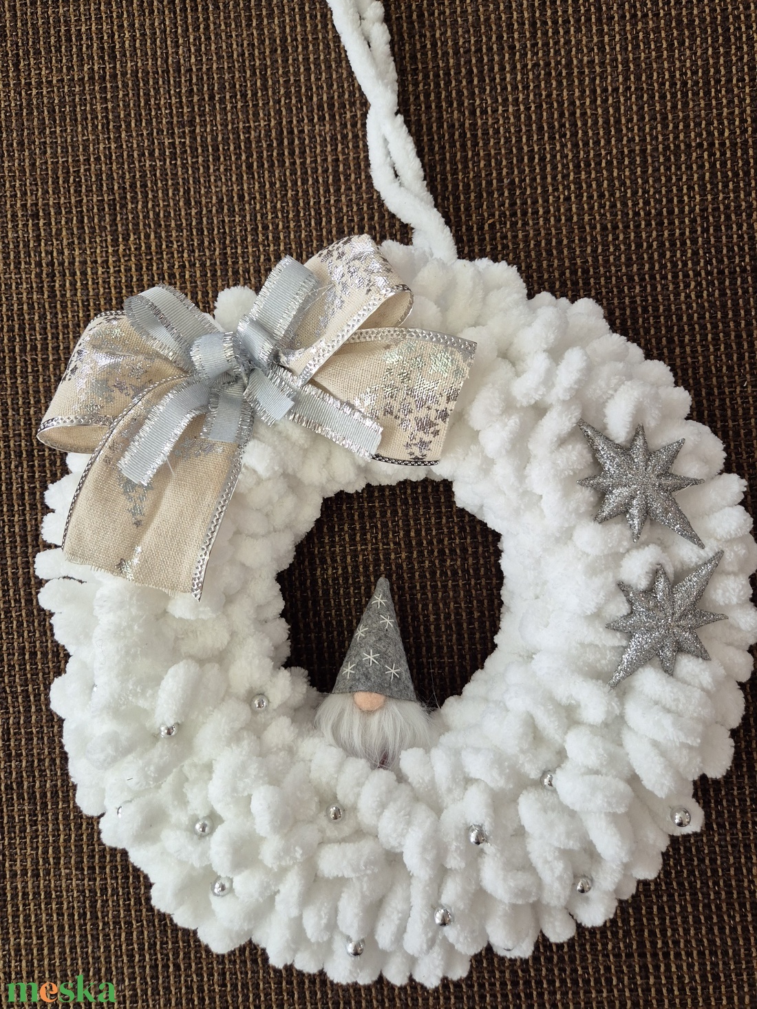 Karácsonyi ajtódísz fehér-ezüst - karácsony - karácsonyi ajándékozás - karácsonyi ajándékcsomagolás - Meska.hu