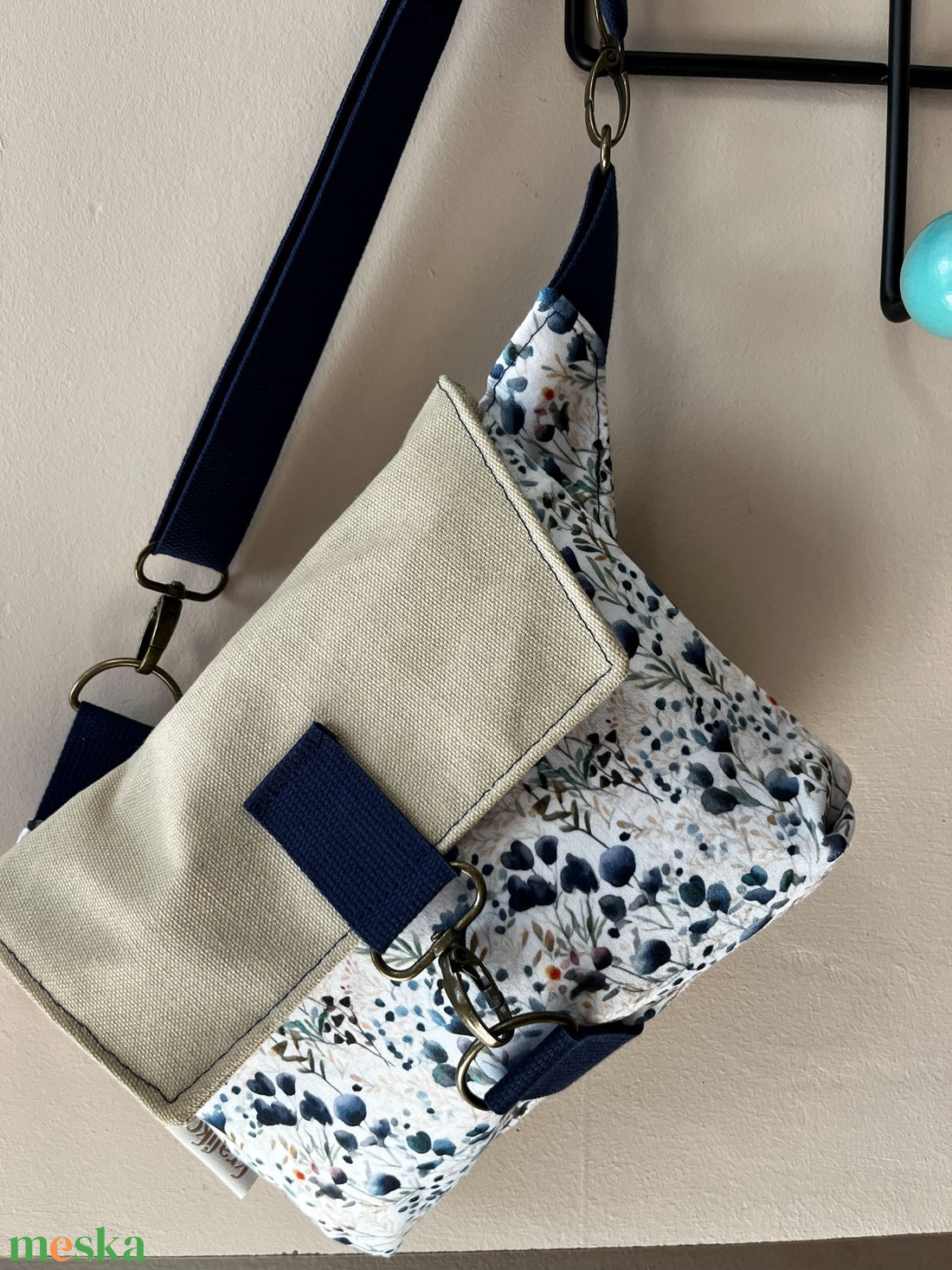 Virágmező boríték táska/oldaltáska/crossbody - táska & tok - variálható táska - Meska.hu
