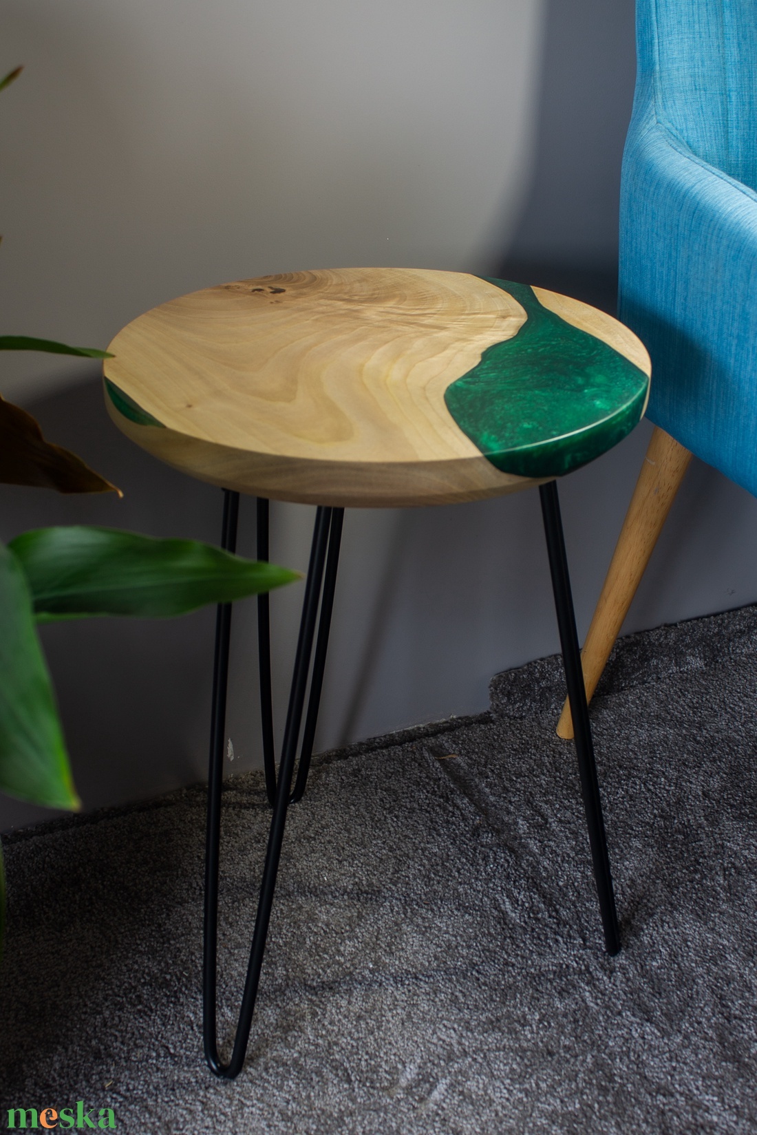 Diófa zöld kőr alakú asztal, kisasztal, lerakó asztal, dohányzó asztal, folyó asztal, river table epoxy table ajándék - otthon & életmód - bútor - asztal - Meska.hu Diófa zöld kőr alakú asztal, kisasztal, lerakó asztal, dohányzó asztal, folyó asztal, river table epoxy table ajándék - otthon & életmód - bútor - asztal - Meska.hu