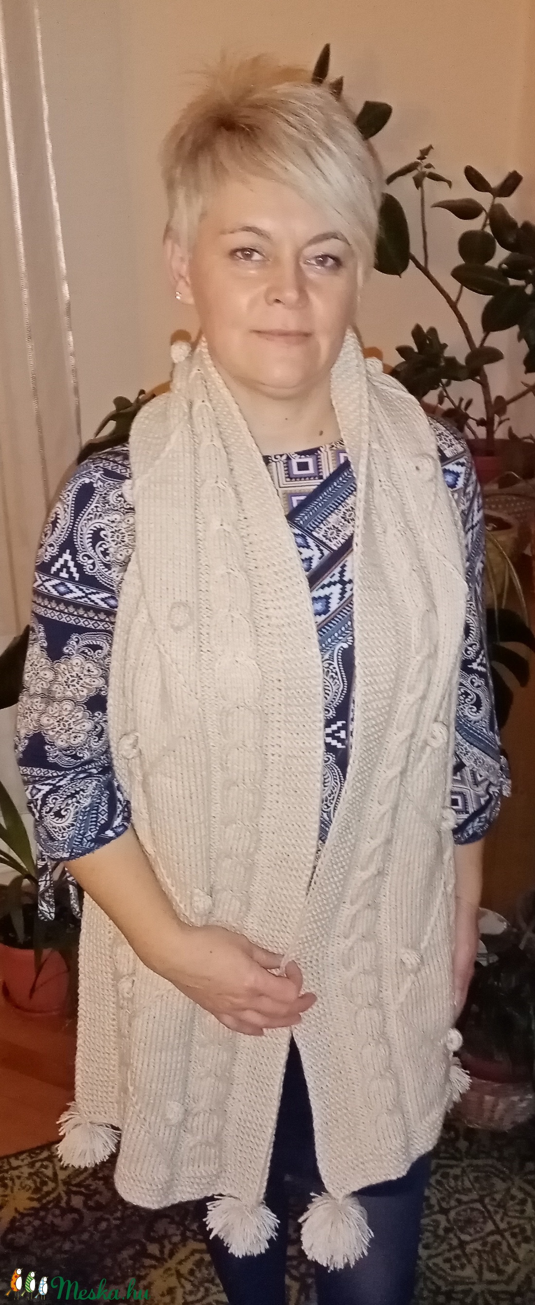 Kapucnis sál, kézzel kötött beige színű  - ruha & divat - sál, sapka, kendő - Meska.hu