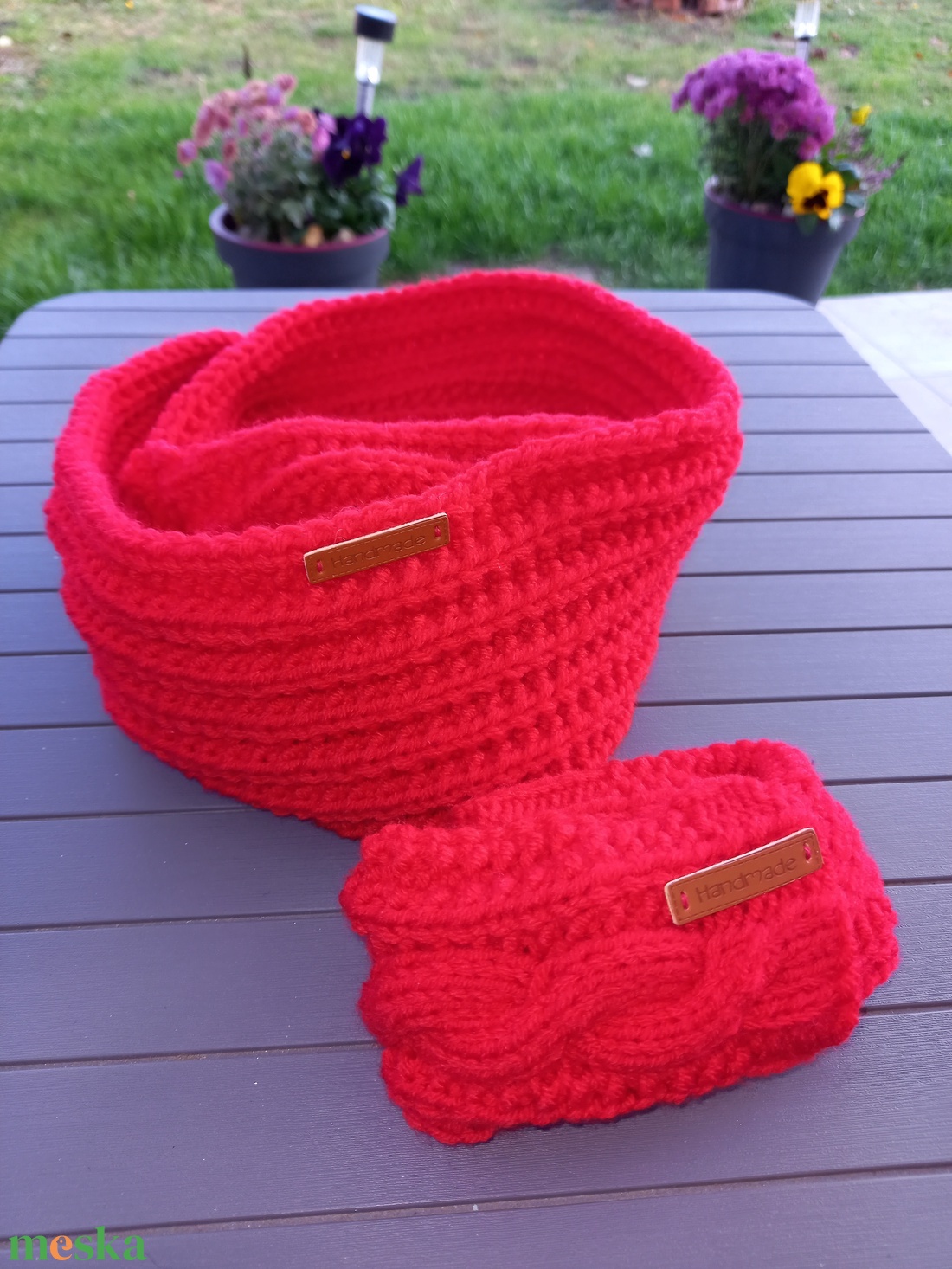 Kézmelegítő, körsál szett piros szinben - ruha & divat - sál, sapka, kendő - sapka & sál szett - Meska.hu