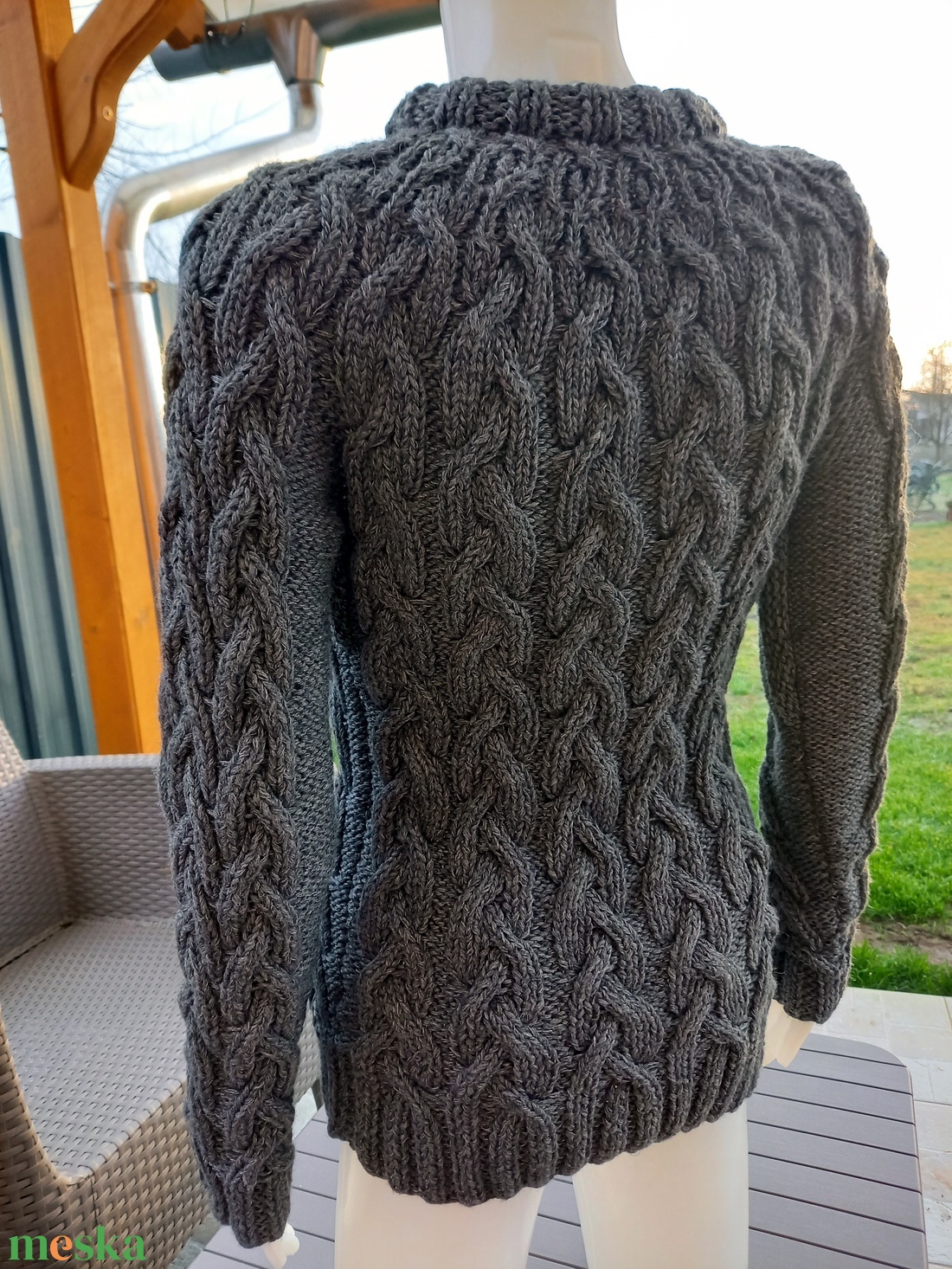 Kézzel kötött unisex gyapjú pulóver - ruha & divat - gyerekruha - pulóver - Meska.hu