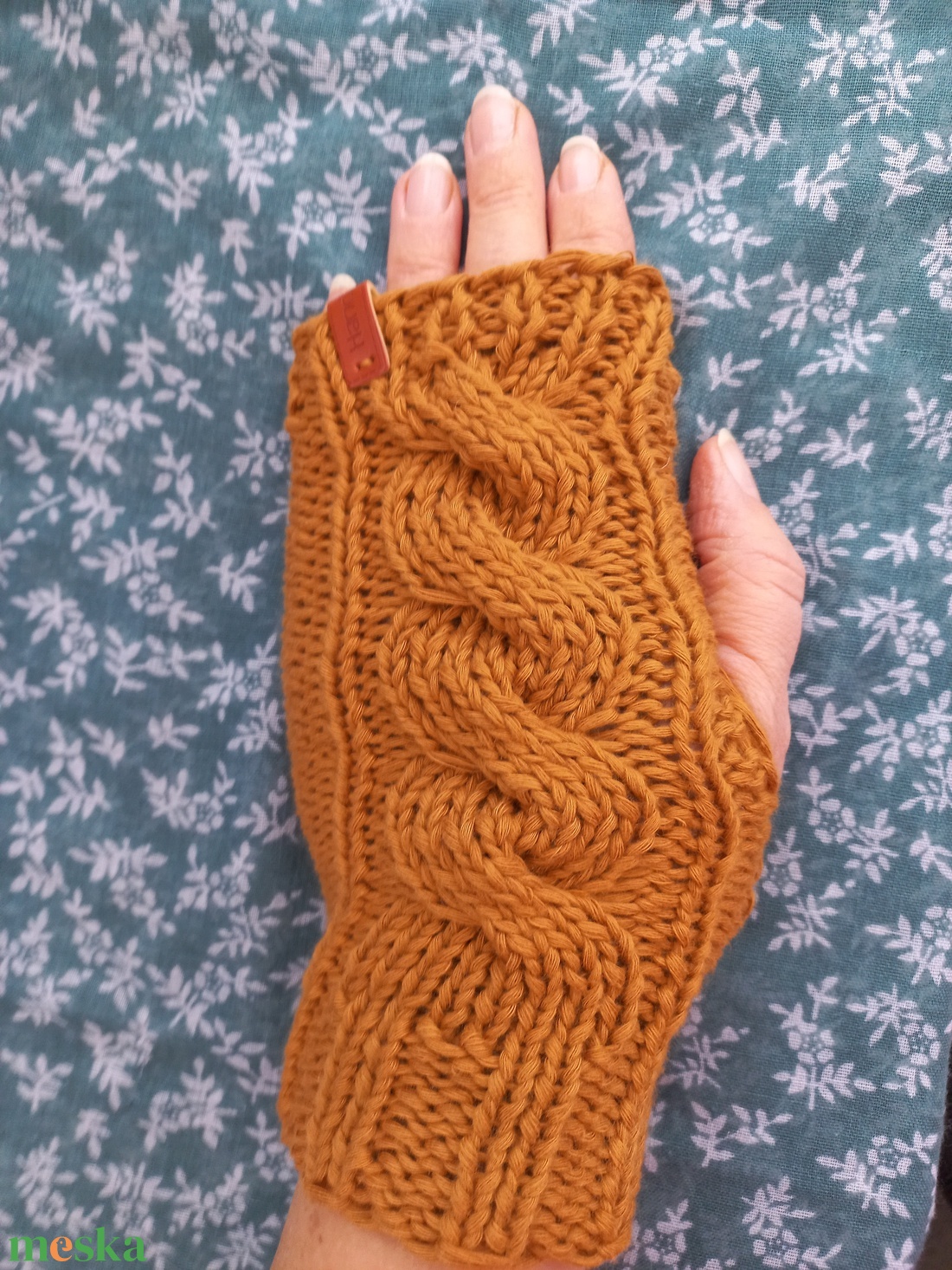 Okker Sárga  női szett sapka, Csősál, kézmelegítő  - ruha & divat - sál, sapka, kendő - vállkendő - Meska.hu