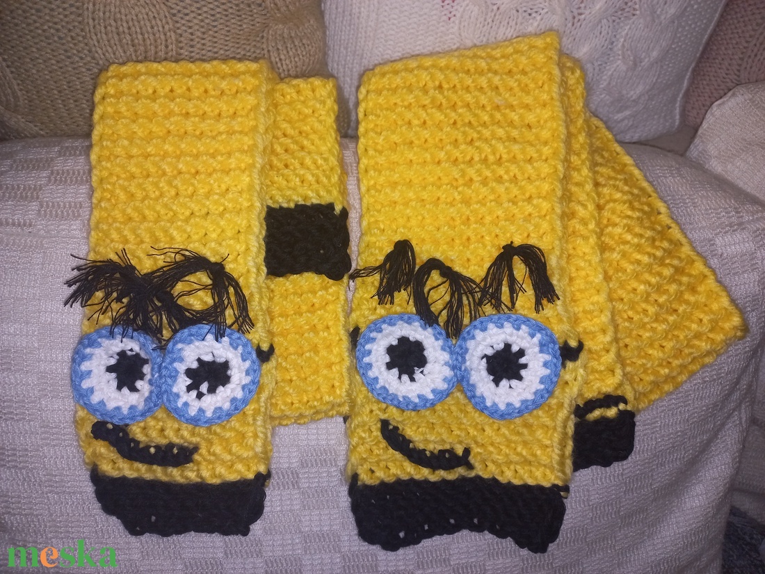 GRU minion sál  2 db - ruha & divat - gyerekruha - pulóver - Meska.hu