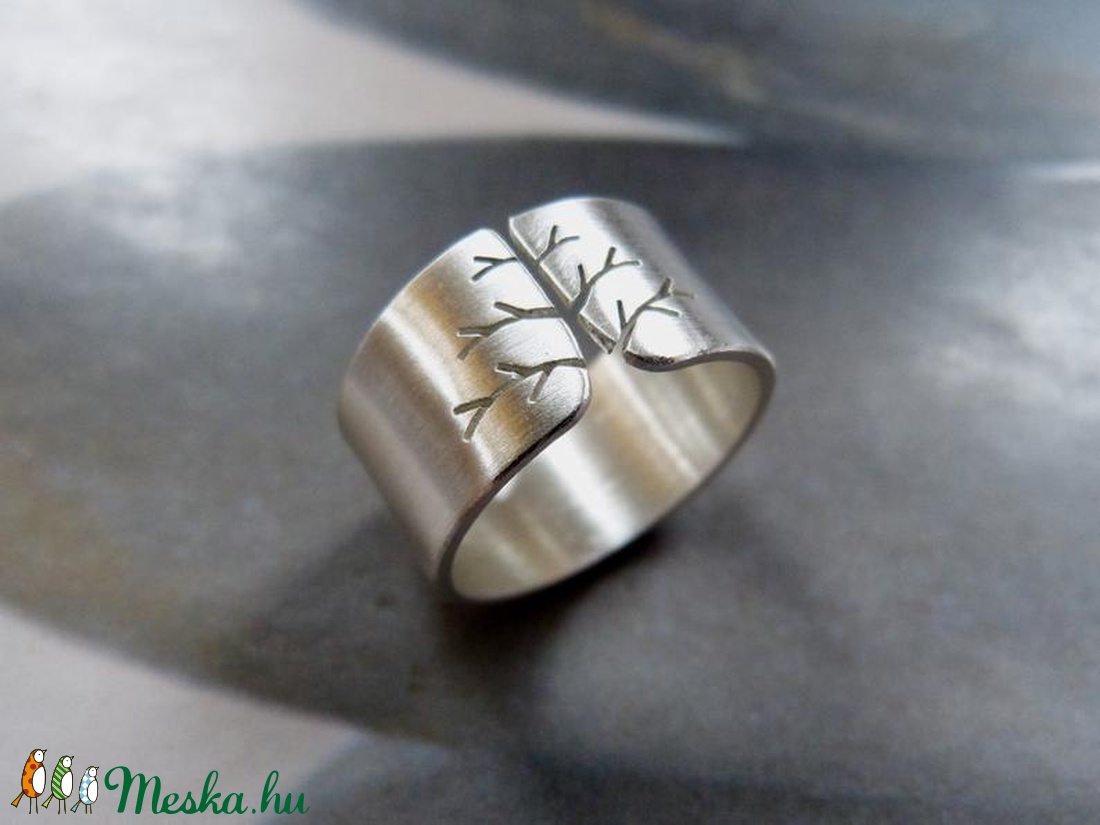 Életfa ezüst gyűrű (10mm széles, szatén) - ékszer - gyűrű - statement gyűrű - Meska.hu Életfa ezüst gyűrű (10mm széles, szatén) - ékszer - gyűrű - statement gyűrű - Meska.hu