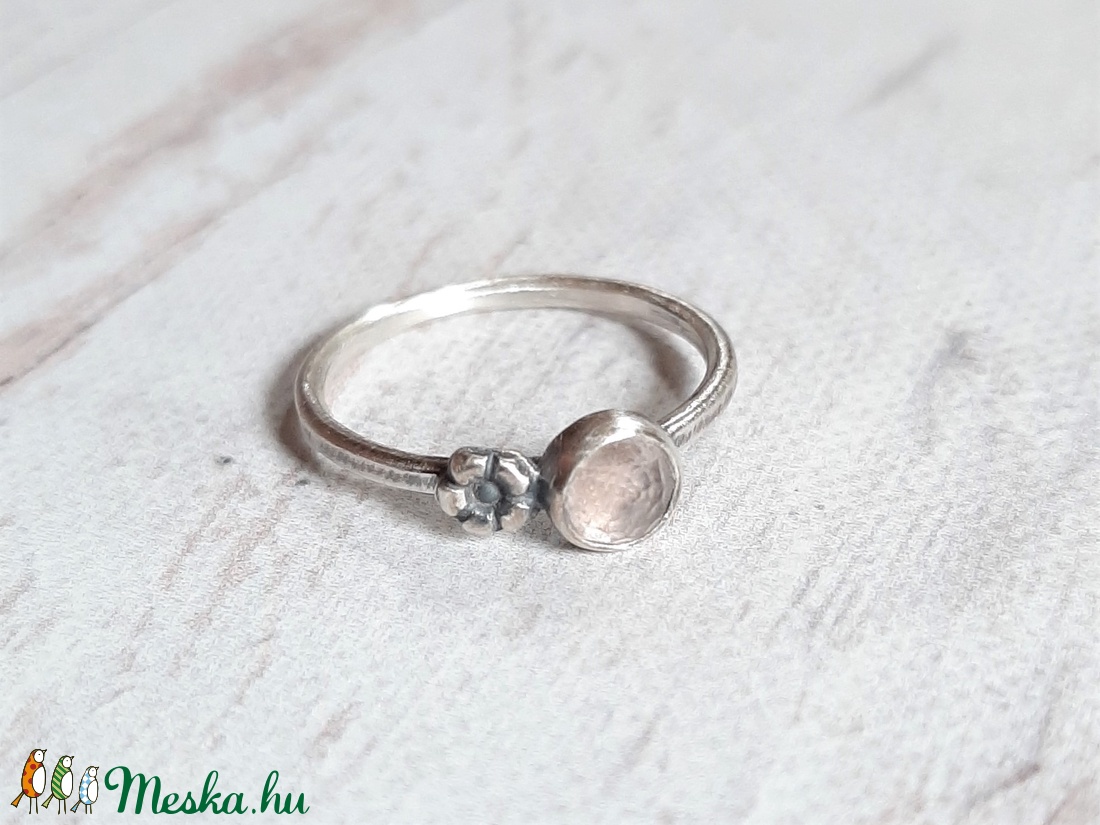 Rózsakvarc ezüst gyűrű  - ékszer - gyűrű - szoliter gyűrű - Meska.hu