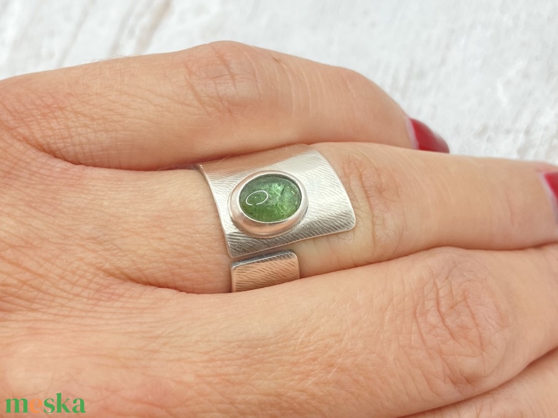 Peridot ezüst gyűrű - ékszer - gyűrű - statement gyűrű - Meska.hu Peridot ezüst gyűrű - ékszer - gyűrű - statement gyűrű - Meska.hu