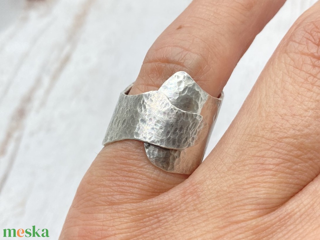 Rusztikus széles ezüst gyűrű  - ékszer - gyűrű - statement gyűrű - Meska.hu