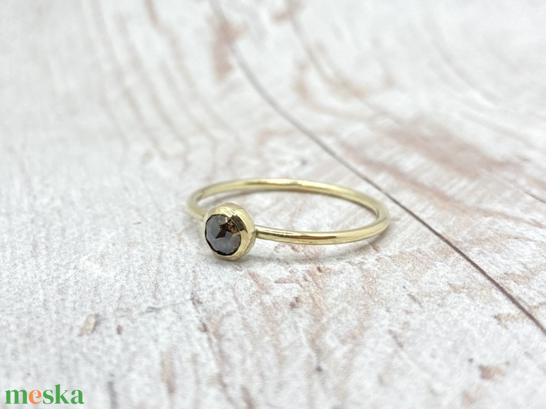 Arany gyűrű barna gyémánttal (14K) - ékszer - gyűrű - szoliter gyűrű - Meska.hu