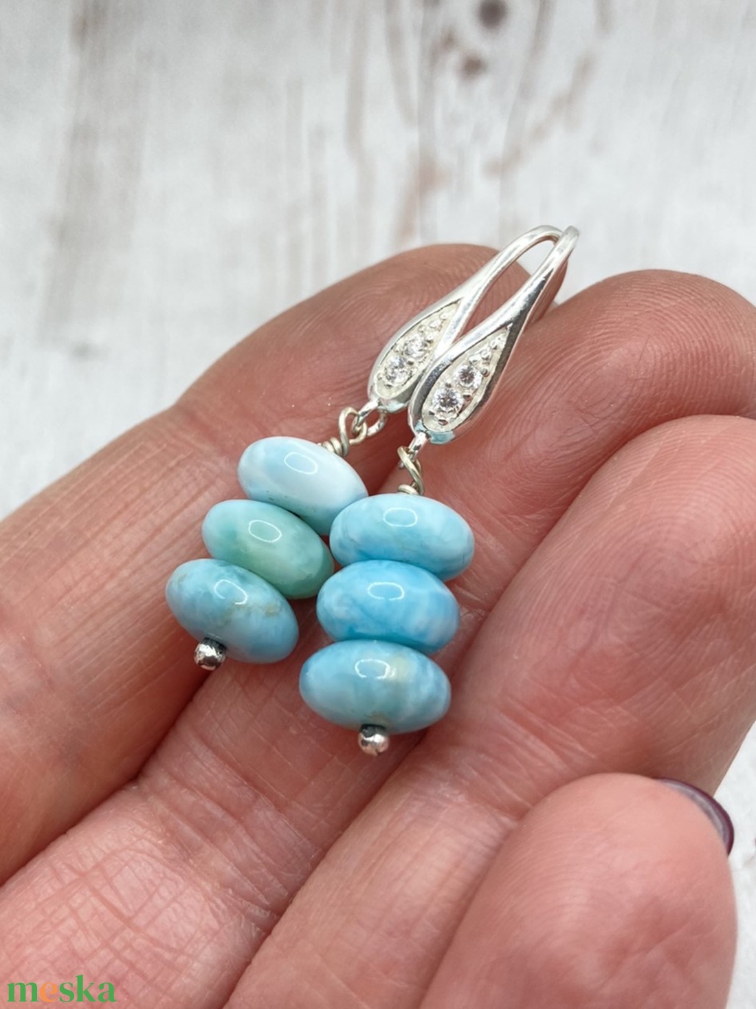 Larimár fülbevaló köves alapon - ékszer - fülbevaló - lógó fülbevaló - Meska.hu