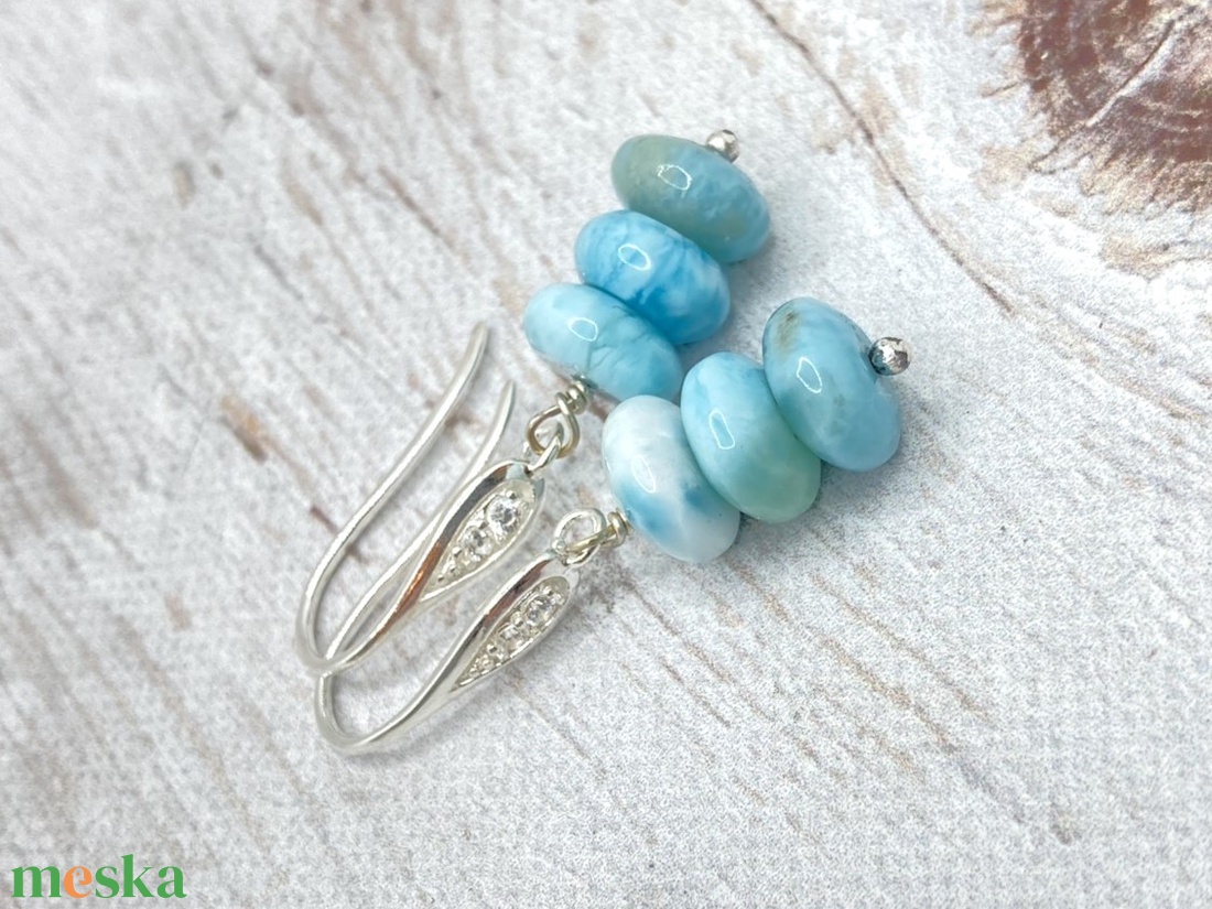 Larimár fülbevaló köves alapon - ékszer - fülbevaló - lógó fülbevaló - Meska.hu