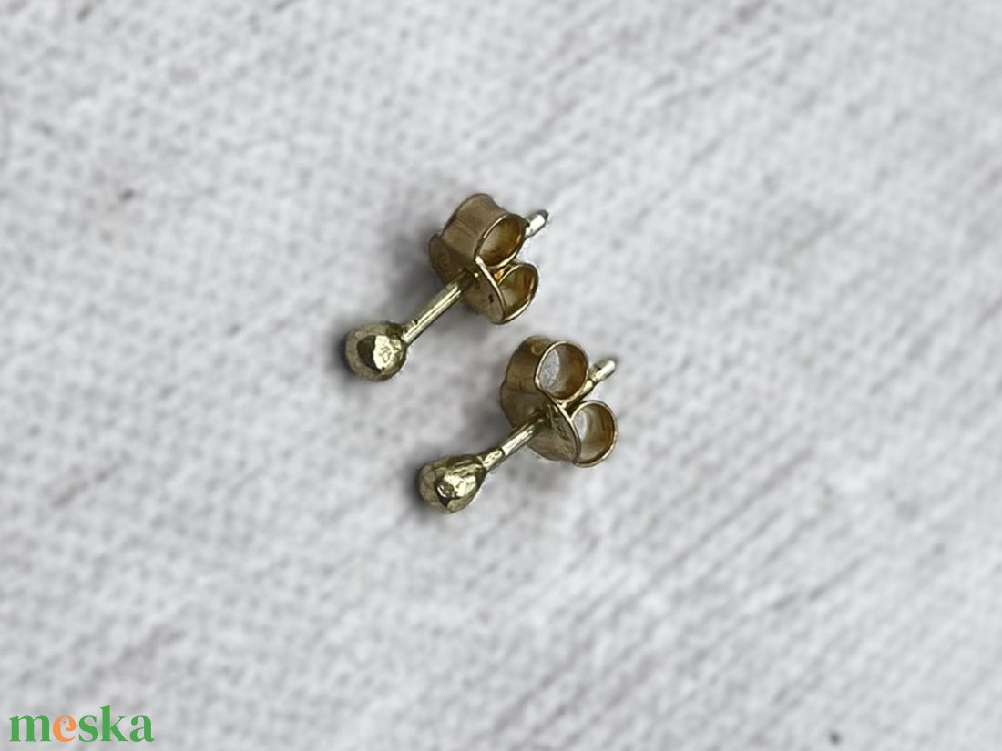 Arany pötty fülbevaló (14K) - ékszer - fülbevaló - pötty fülbevaló - Meska.hu Arany pötty fülbevaló (14K) - ékszer - fülbevaló - pötty fülbevaló - Meska.hu