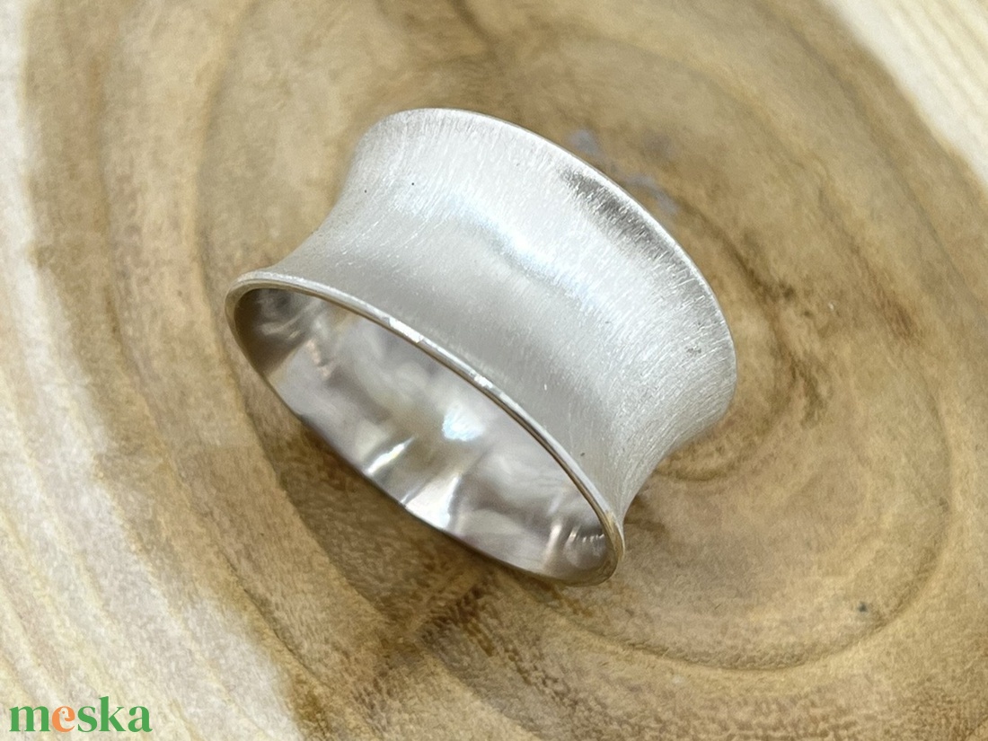 Homorú ezüst gyűrű - MEGRENDELÉSRE - ékszer - gyűrű - statement gyűrű - Meska.hu