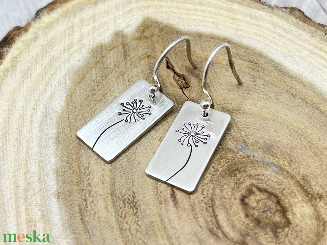 Pitypangos ezüst fülbevaló - Megrendelésre - ékszer - fülbevaló - lógó fülbevaló - Meska.hu