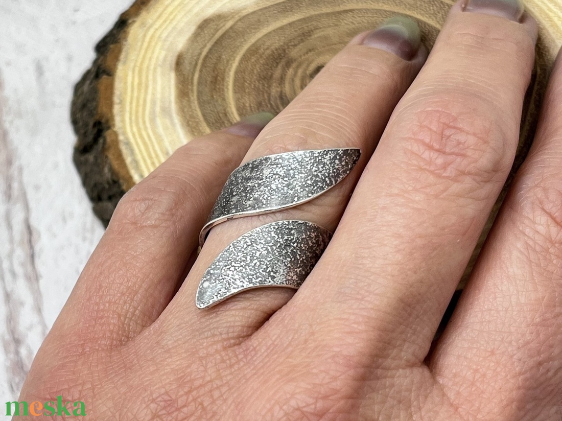 Rusztikus széles ezüst gyűrű  - ékszer - gyűrű - statement gyűrű - Meska.hu