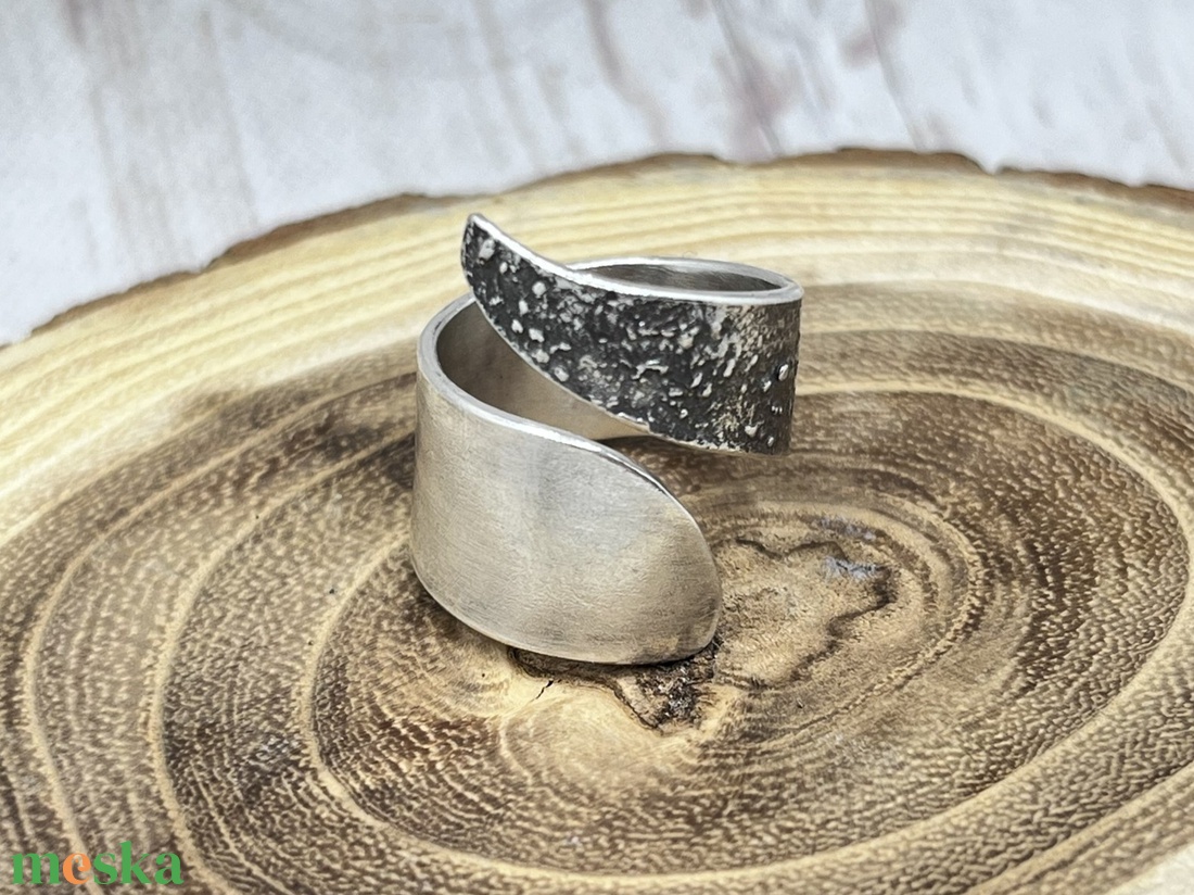 Rusztikus széles ezüst gyűrű  - ékszer - gyűrű - statement gyűrű - Meska.hu