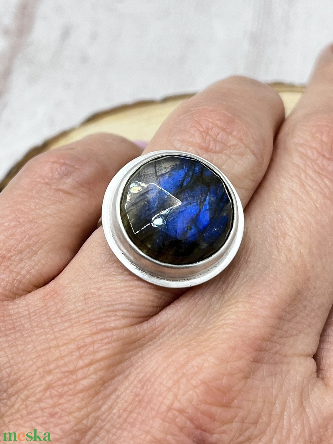 Ezüst gyűrű labradorittal - ékszer - gyűrű - szoliter gyűrű - Meska.hu Ezüst gyűrű labradorittal - ékszer - gyűrű - szoliter gyűrű - Meska.hu