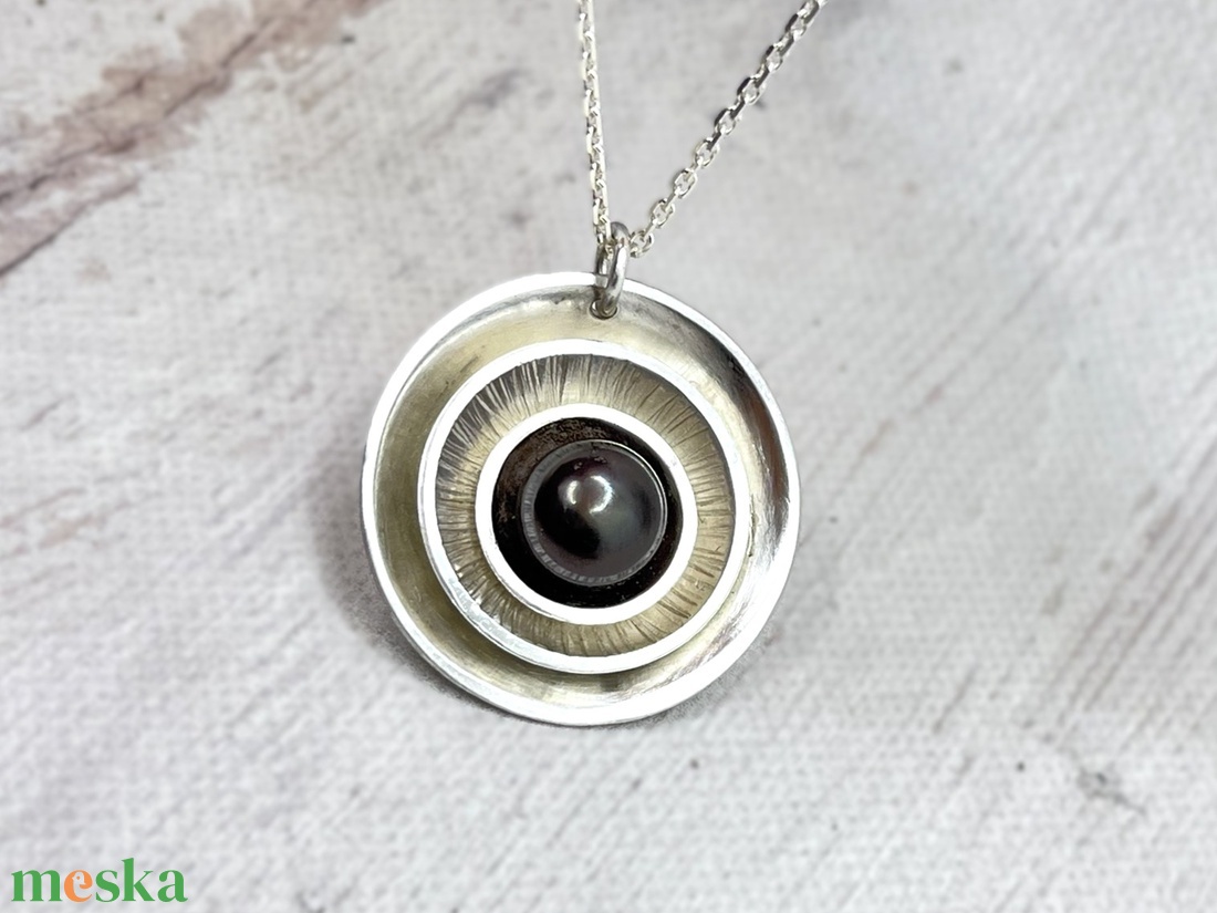 Fekete gyöngyös ezüst nyaklánc - ékszer - nyaklánc - medál - Meska.hu Fekete gyöngyös ezüst nyaklánc - ékszer - nyaklánc - medál - Meska.hu