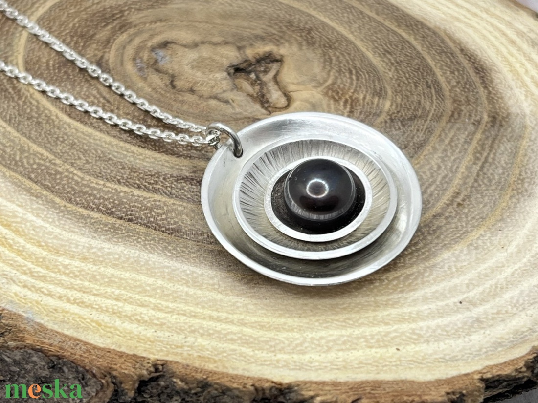 Fekete gyöngyös ezüst nyaklánc - ékszer - nyaklánc - medál - Meska.hu Fekete gyöngyös ezüst nyaklánc - ékszer - nyaklánc - medál - Meska.hu